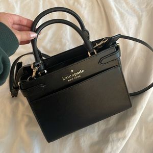 Kate spade purse with strap
